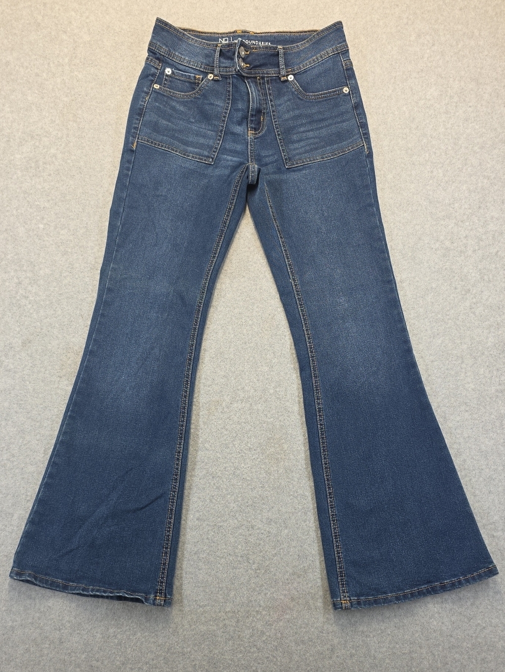 No Boundaries Flare Leg Jeans Size 7 Dark Wash Stretch Denim Y2K Retro